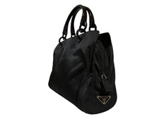 Borsa Prada in nylon nero con